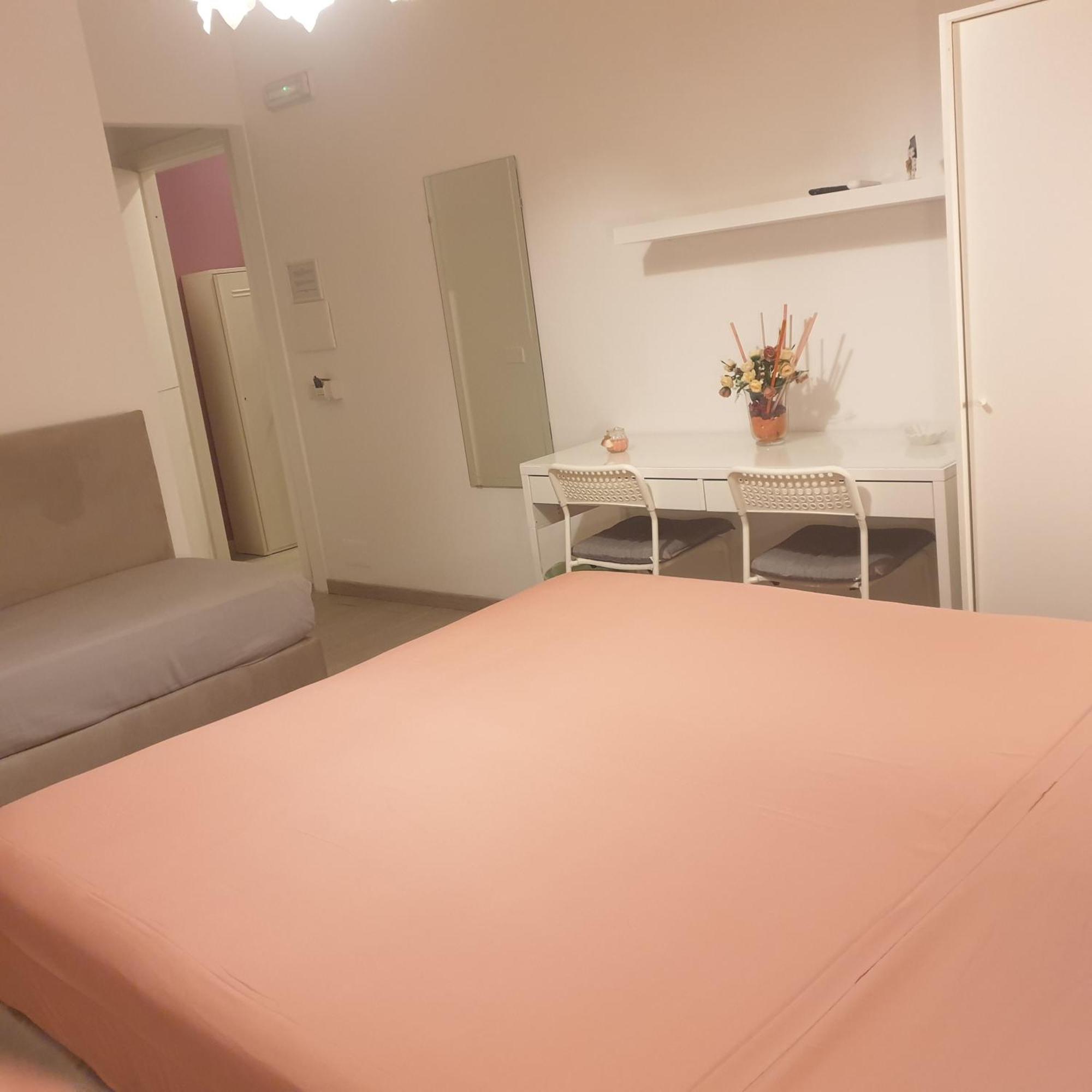 F.Rooms Napoli Exterior photo